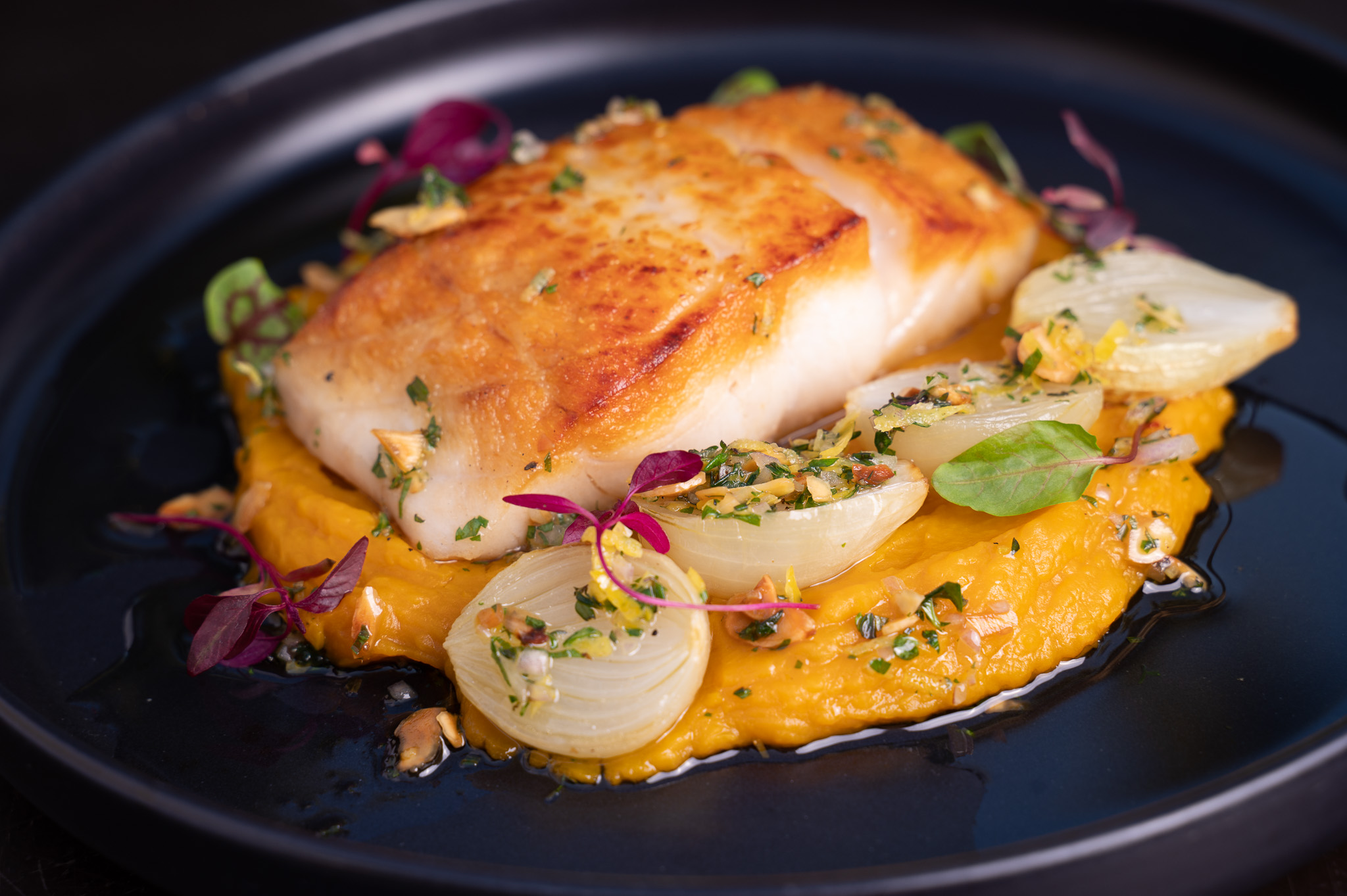 Peixe branco com gremolata