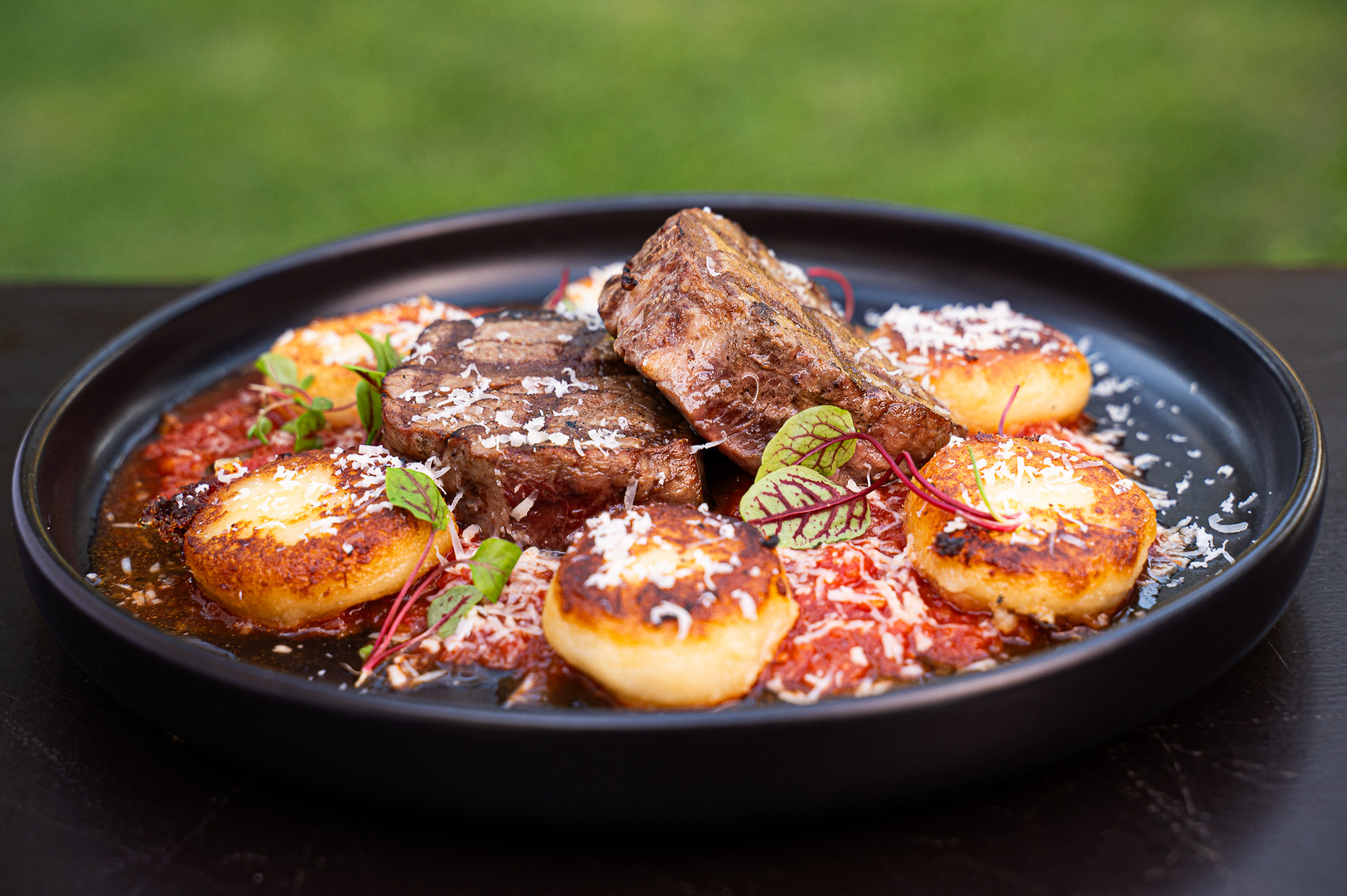 Mignon com nhoque recheado 