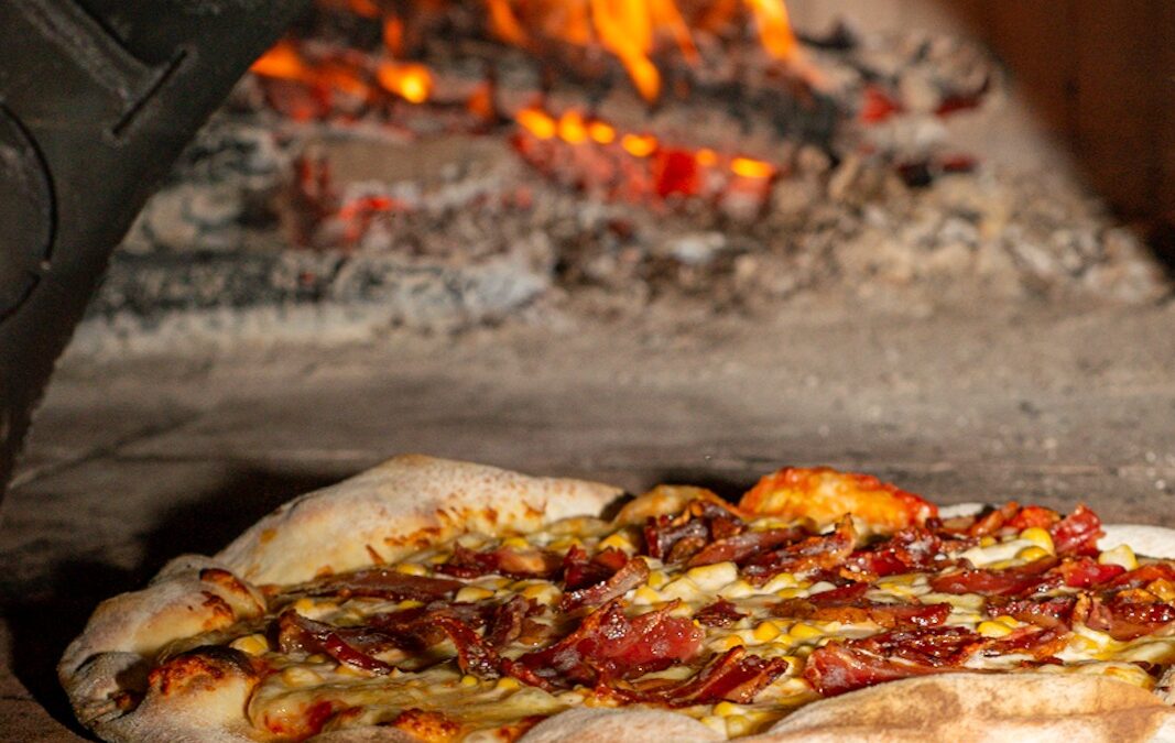 Pousada Estaleiro Guest House promove noite da pizza sob as estrelas